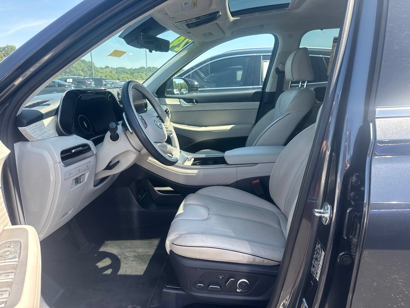 Used 2024 Hyundai Palisade Calligraphy AWD/4WD image 25