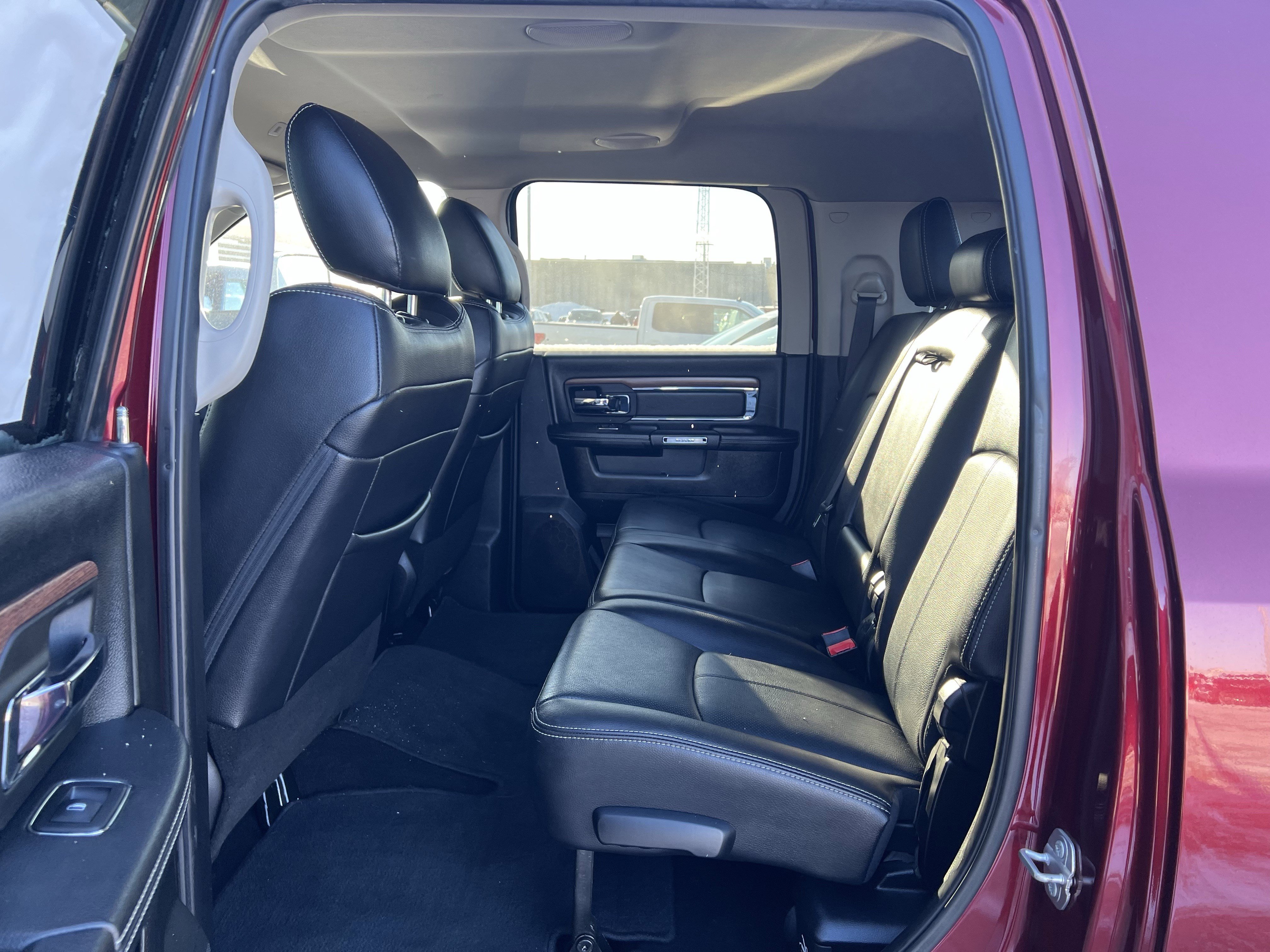 Used 2018 RAM 2500 Laramie w/ Snow Chief Group image 19