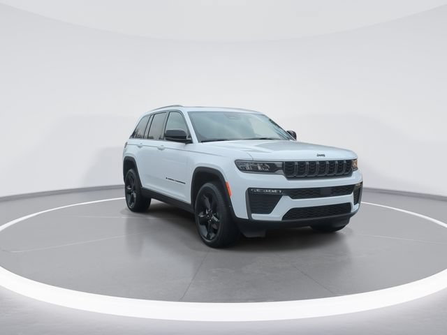 New 2026 Jeep Grand Cherokee Limited w/ Limited Altitude Package RWD image 2