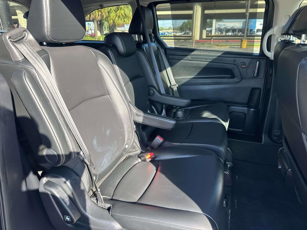 Used 2025 Honda Odyssey EX-L image 13