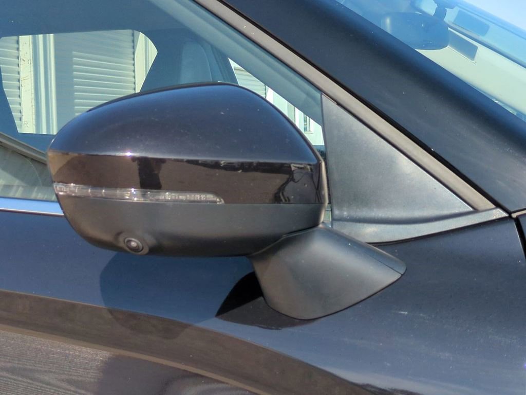 Used 2024 Mitsubishi Outlander SE image 13