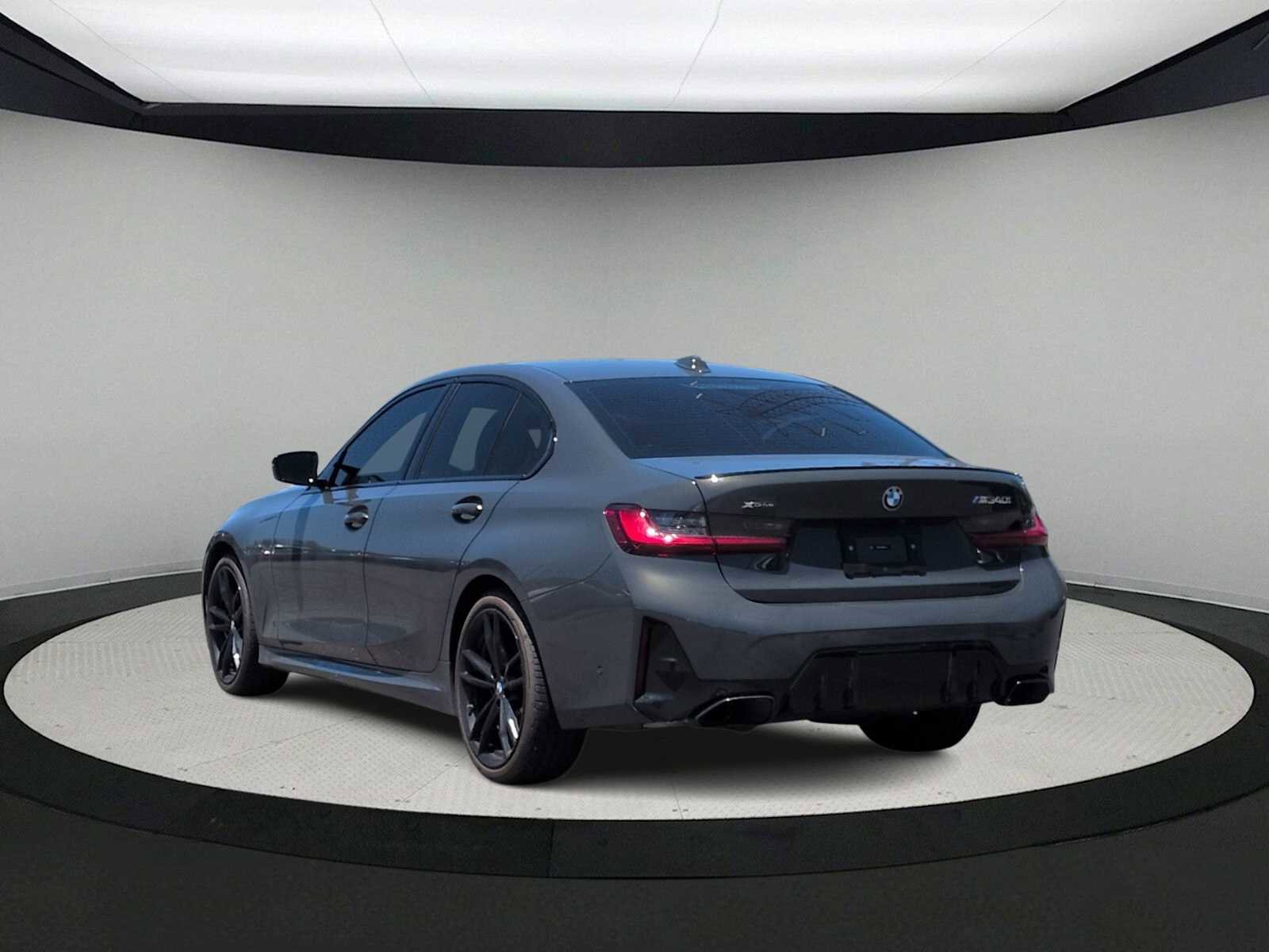 Used 2024 BMW M340i xDrive w/ Premium Package AWD/4WD image 6