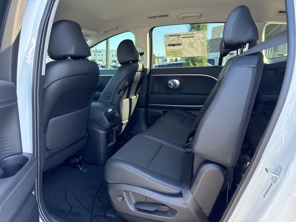 New 2026 Hyundai Ioniq 9 SEL image 9