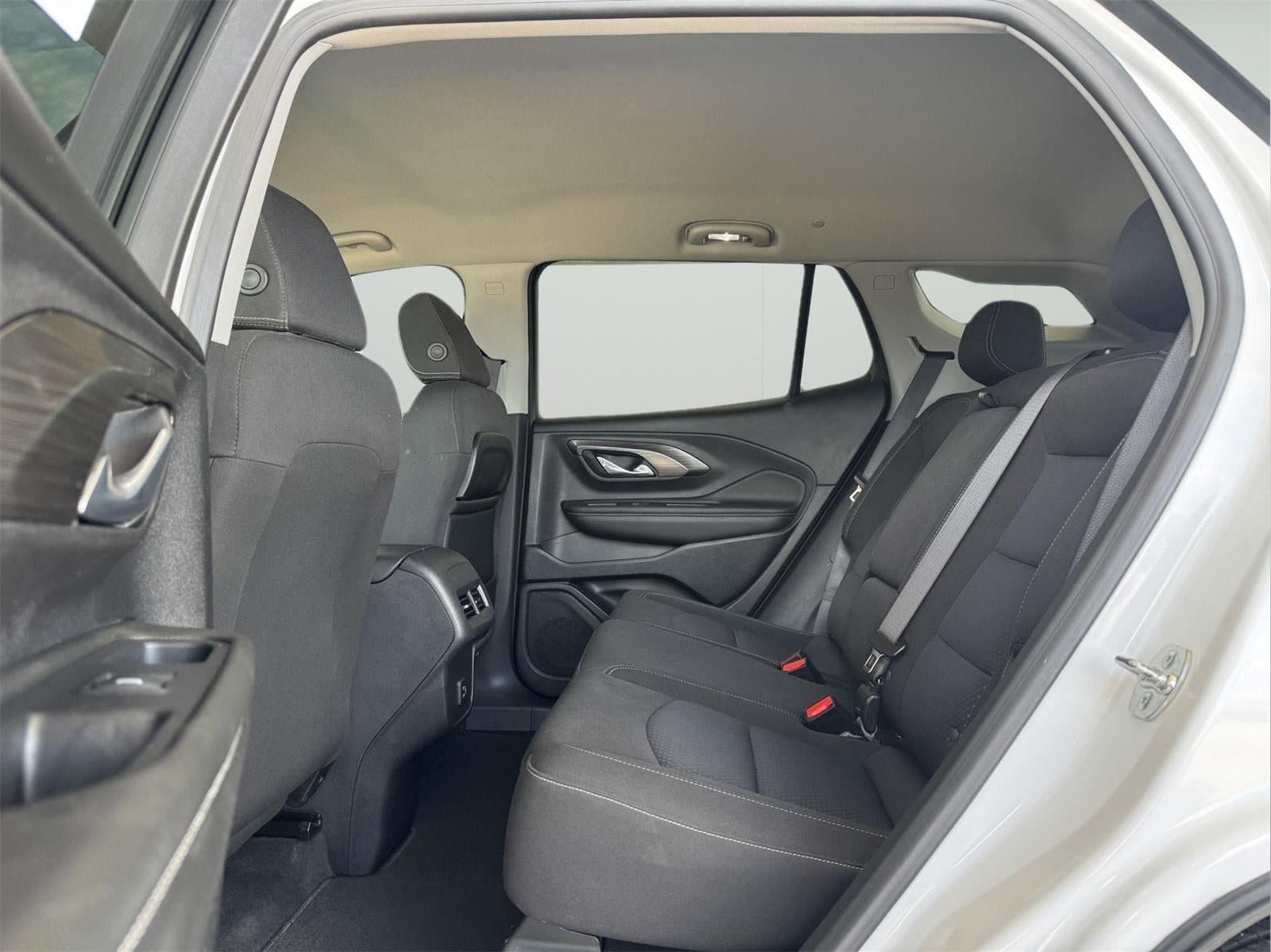 Used 2024 GMC Terrain SLE AWD/4WD image 9
