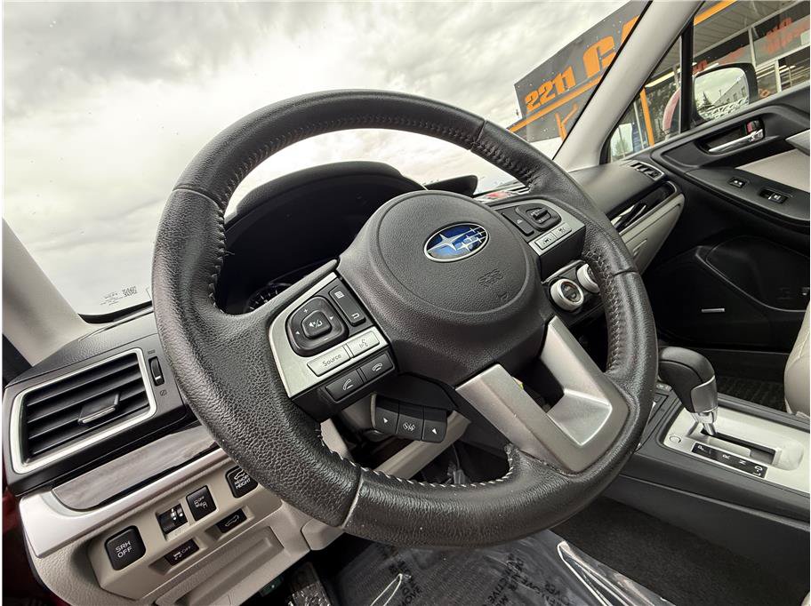 Used 2018 Subaru Forester 2.5i Limited AWD/4WD image 10