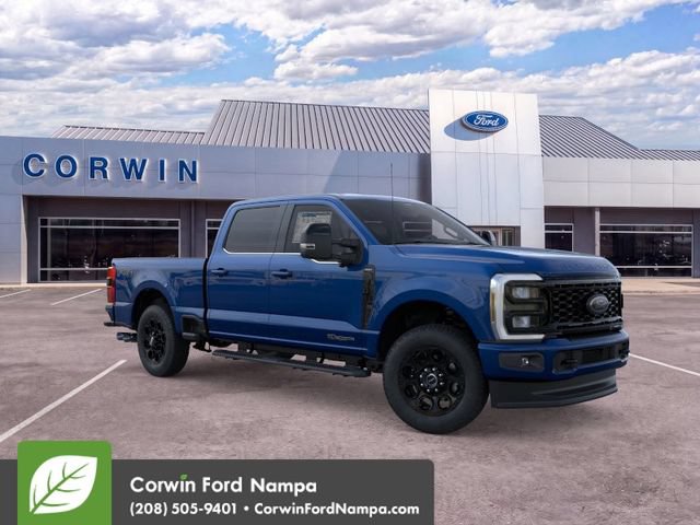 New 2026 Ford F350 Lariat w/ Black Appearance Package