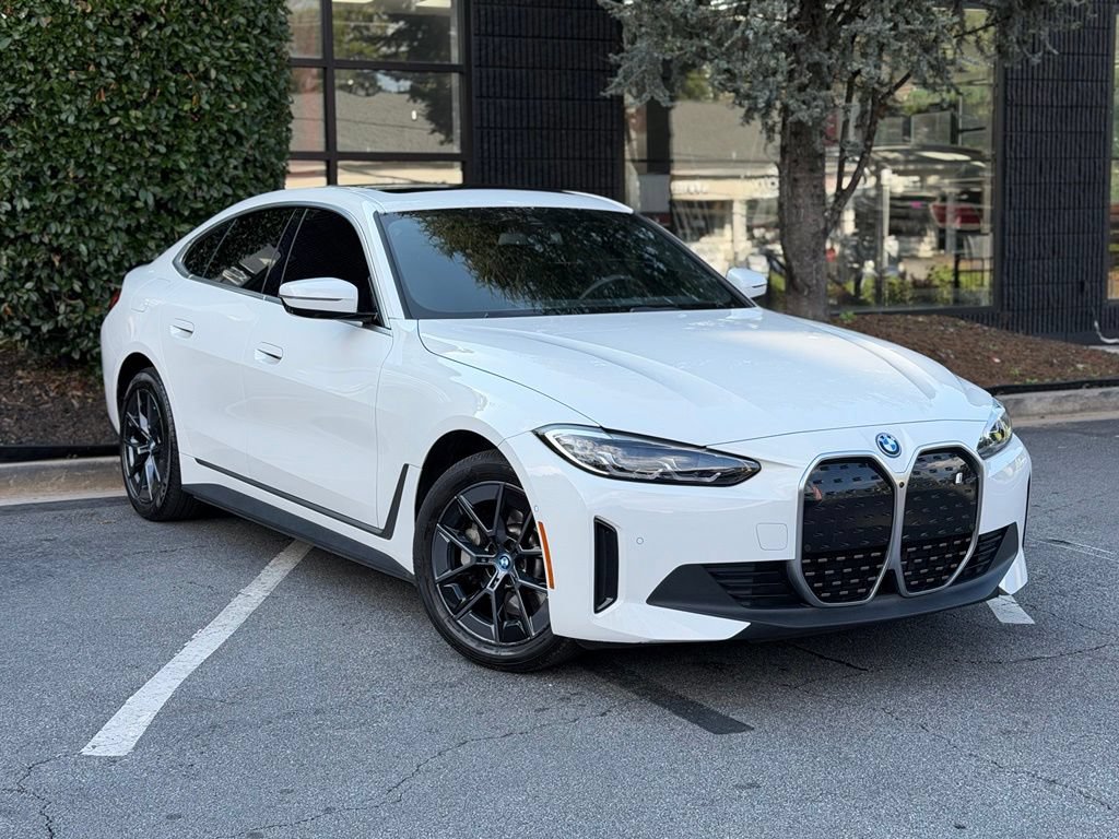 Used 2024 BMW i4 eDrive40 w/ Premium Package RWD image 8