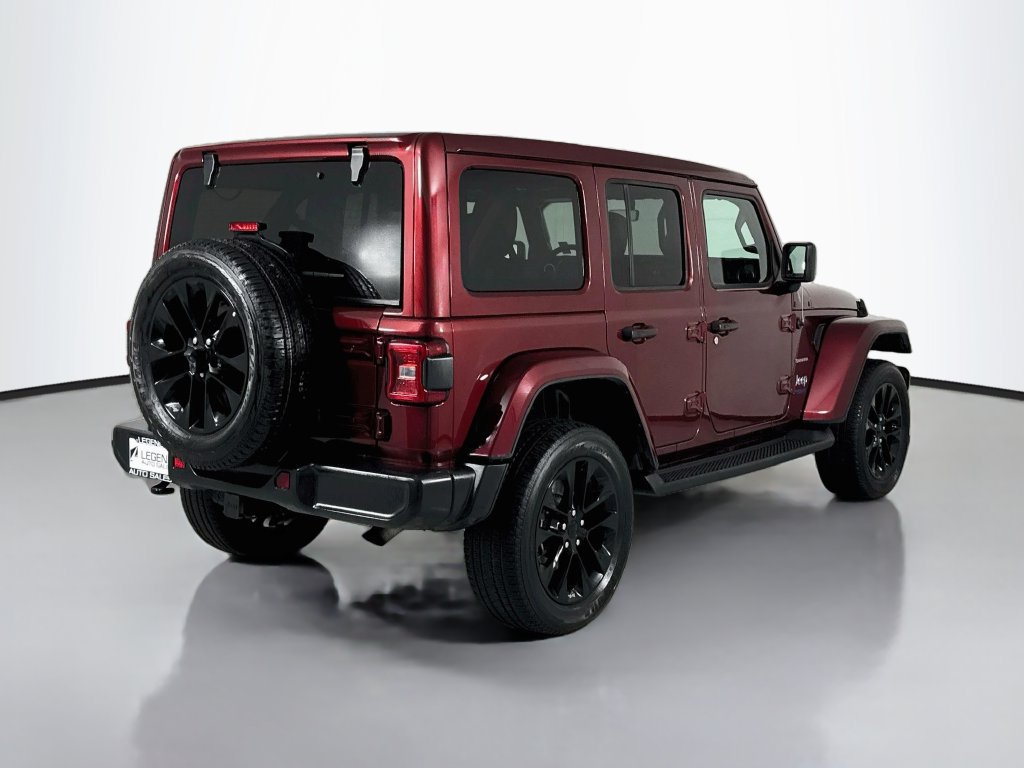 Used 2021 Jeep Wrangler Unlimited Sahara w/ Cold Weather Group AWD/4WD image 6