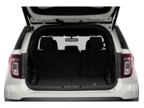 Used 2015 Ford Explorer XLT w/ Equipment Group 202B image 12