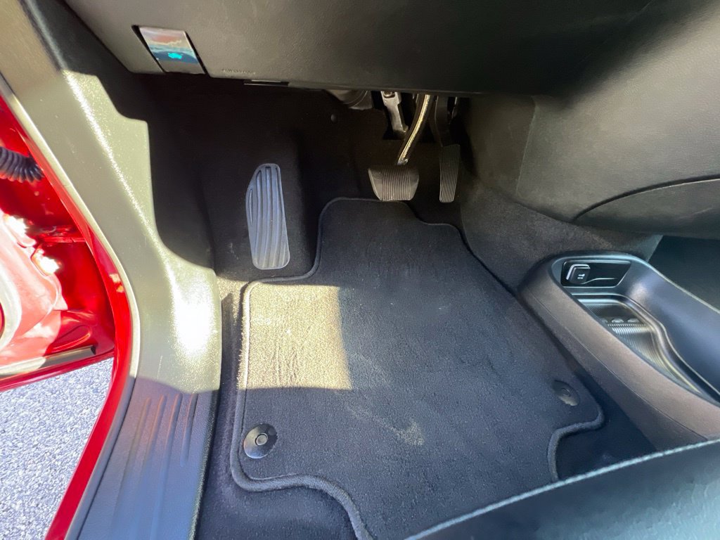 Certified 2025 Chrysler Pacifica Select FWD image 31