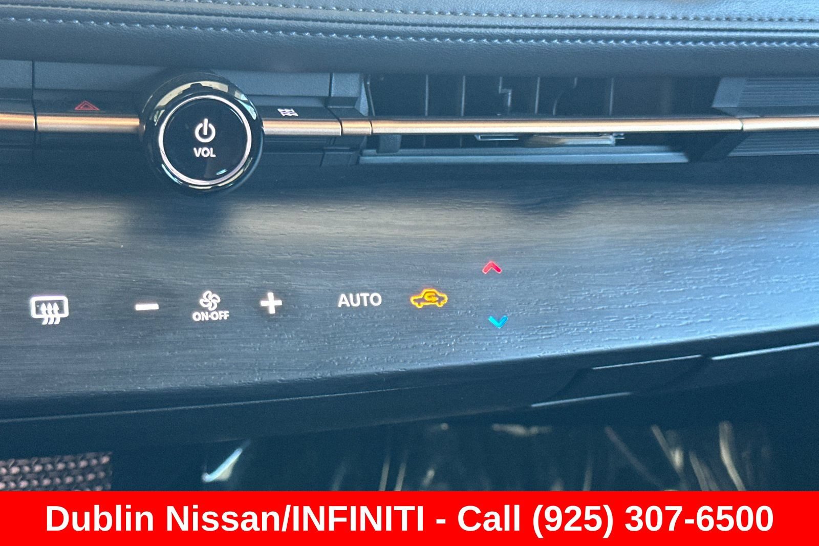 Used 2023 Nissan Ariya FWD image 30