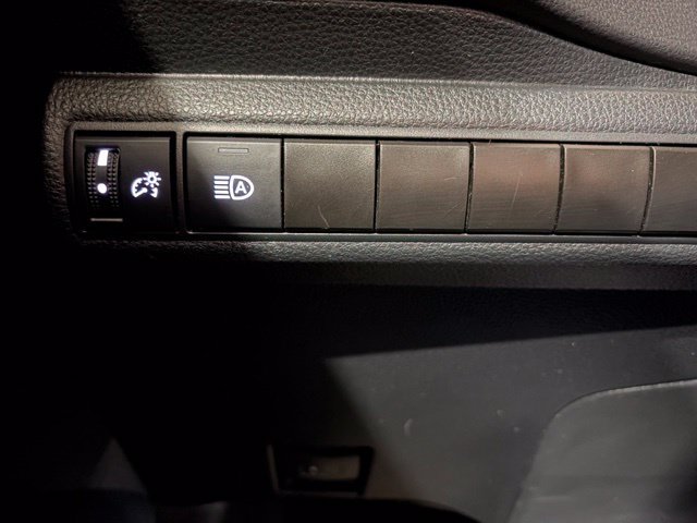 Used 2024 Toyota Corolla LE FWD image 18
