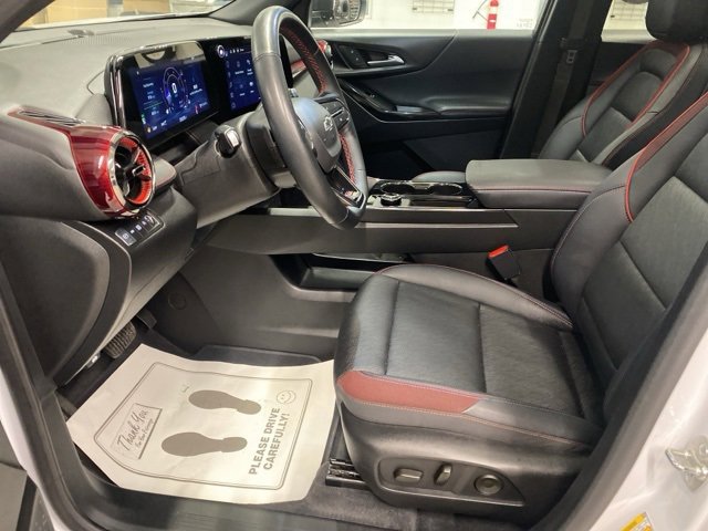 Certified 2025 Chevrolet Equinox RS w/ Safety and Technology Package image 29