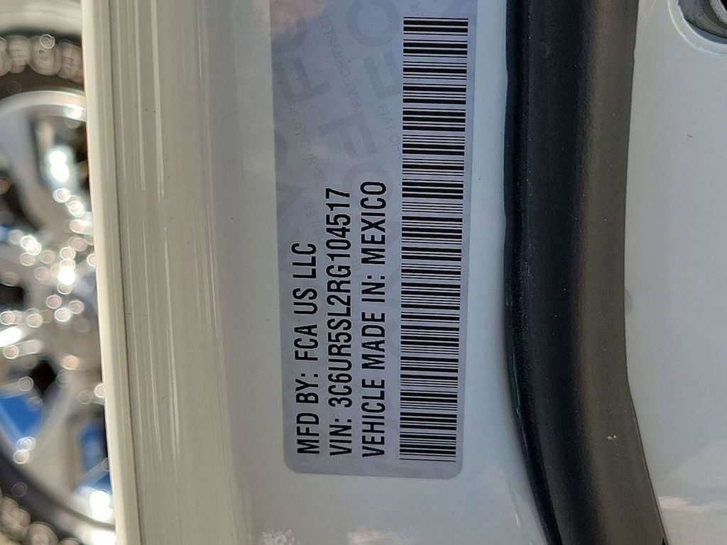 Used 2024 RAM 2500 Limited image 38