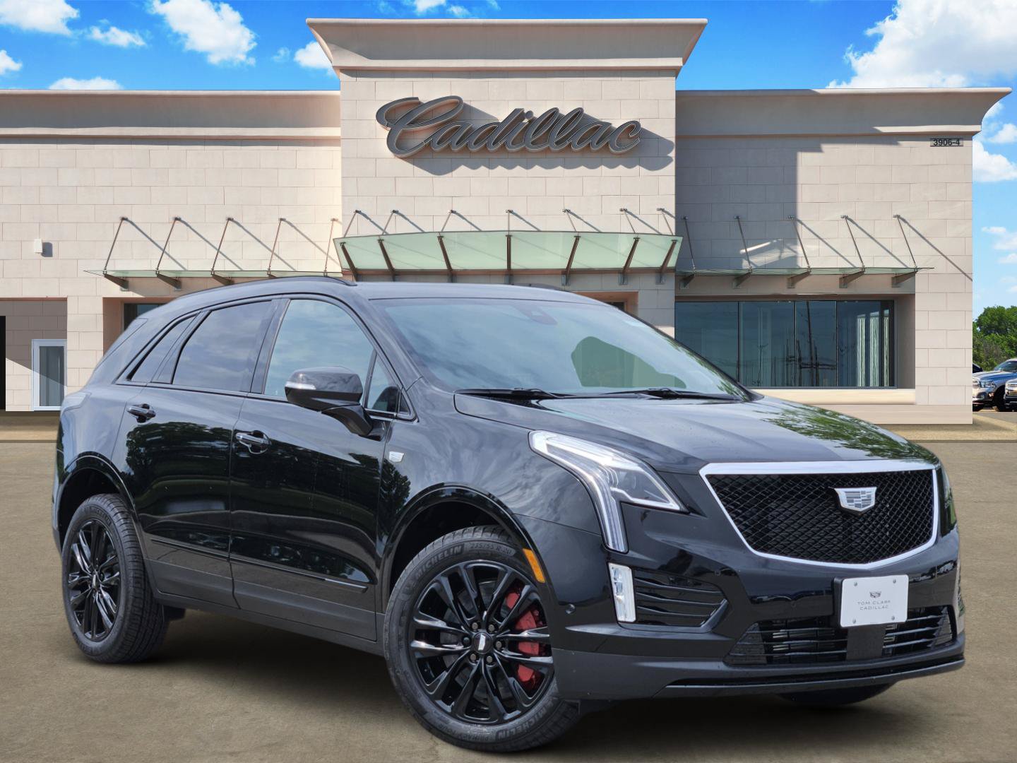 New 2026 Cadillac XT5 Sportv w/ LPO, Onyx Lite Package AWD/4WD image 1