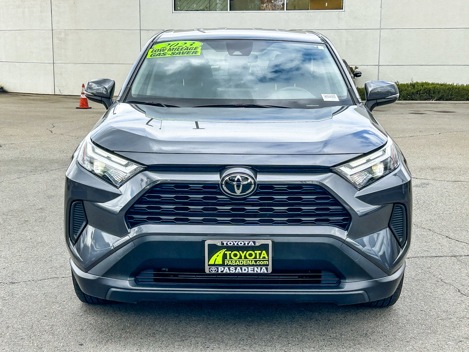 Used 2023 Toyota RAV4 LE FWD image 2