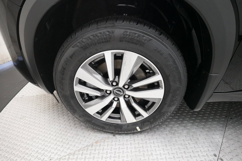 Used 2025 Nissan Pathfinder SL image 28