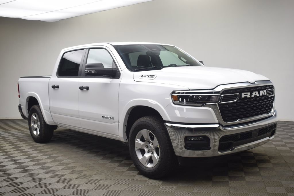 New 2026 RAM 1500 4x4 Crew Cab image 2