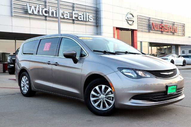 Used 2018 Chrysler Pacifica LX w/ Tire & Wheel Group