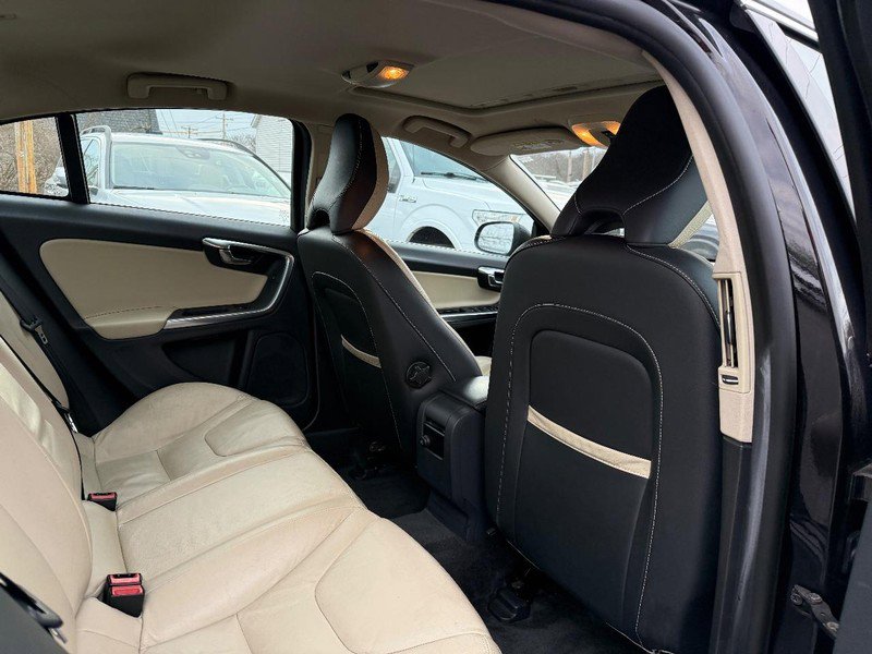 Used 2013 Volvo S60 T6 image 11