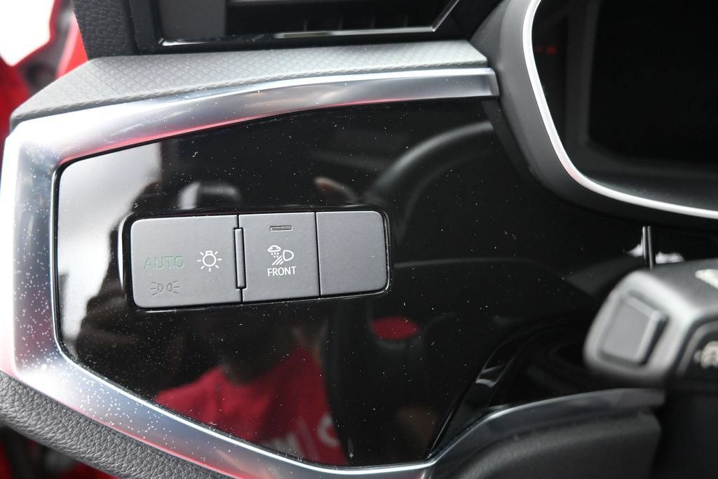 Used 2024 Audi Q3 2.0T Premium AWD/4WD image 23