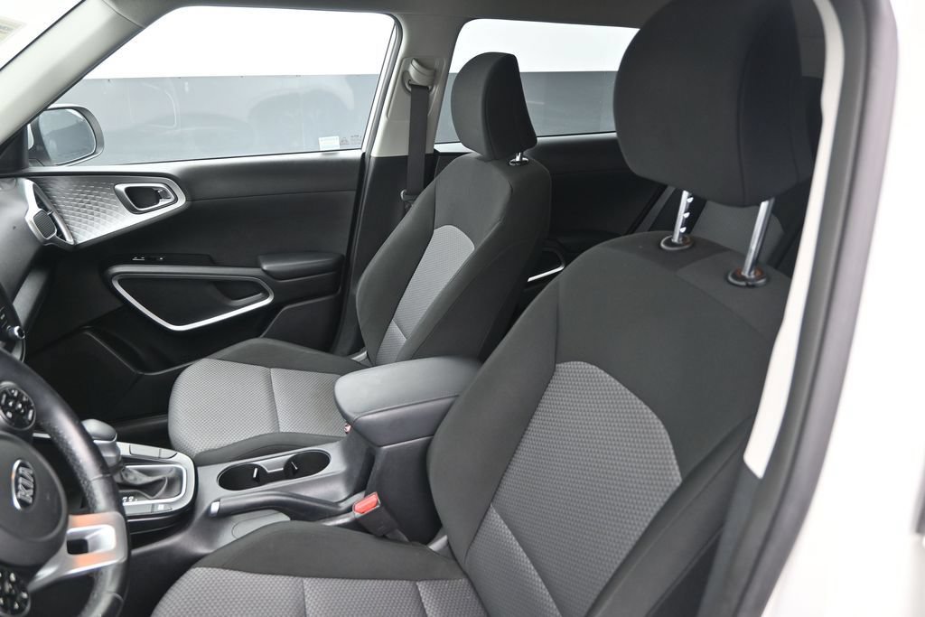 Used 2020 Kia Soul X-Line FWD image 13