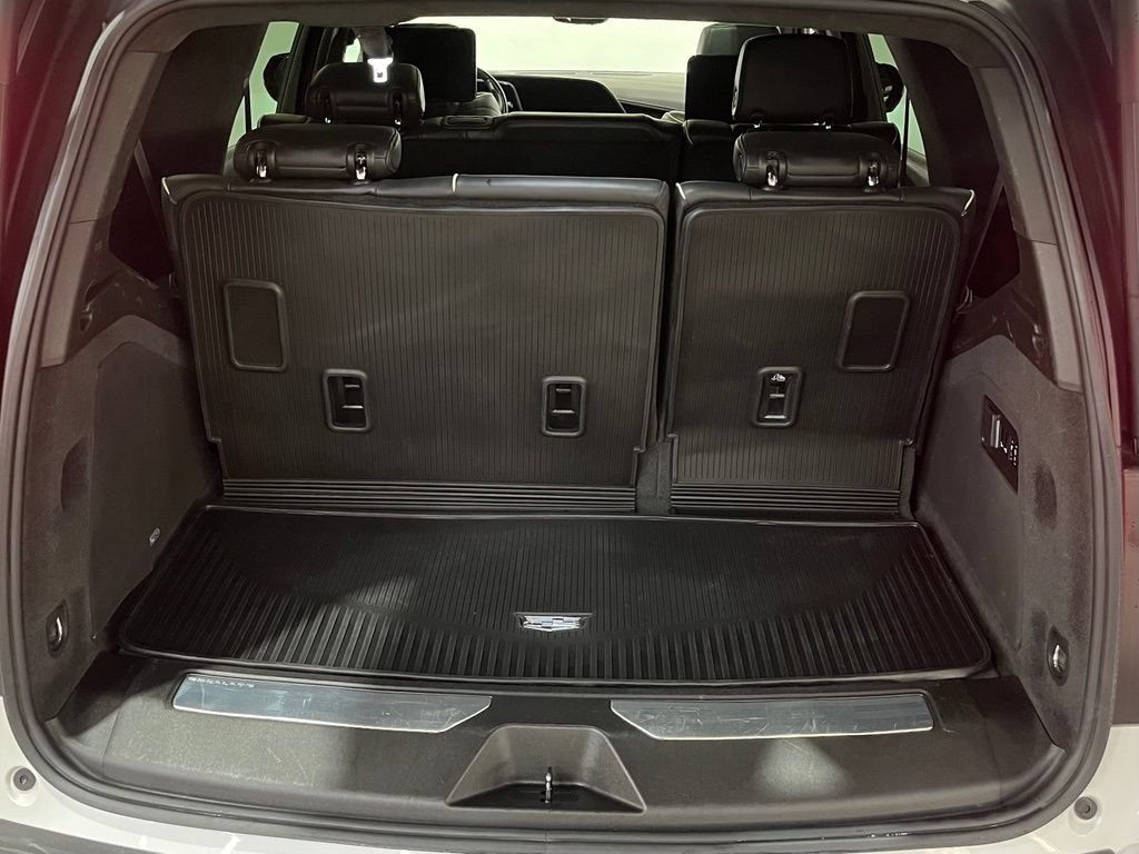 Used 2022 Cadillac Escalade Sport Platinum w/ Heavy-Duty Trailer Package AWD/4WD image 13