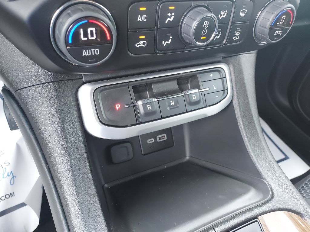 Used 2023 GMC Acadia SLE FWD image 24