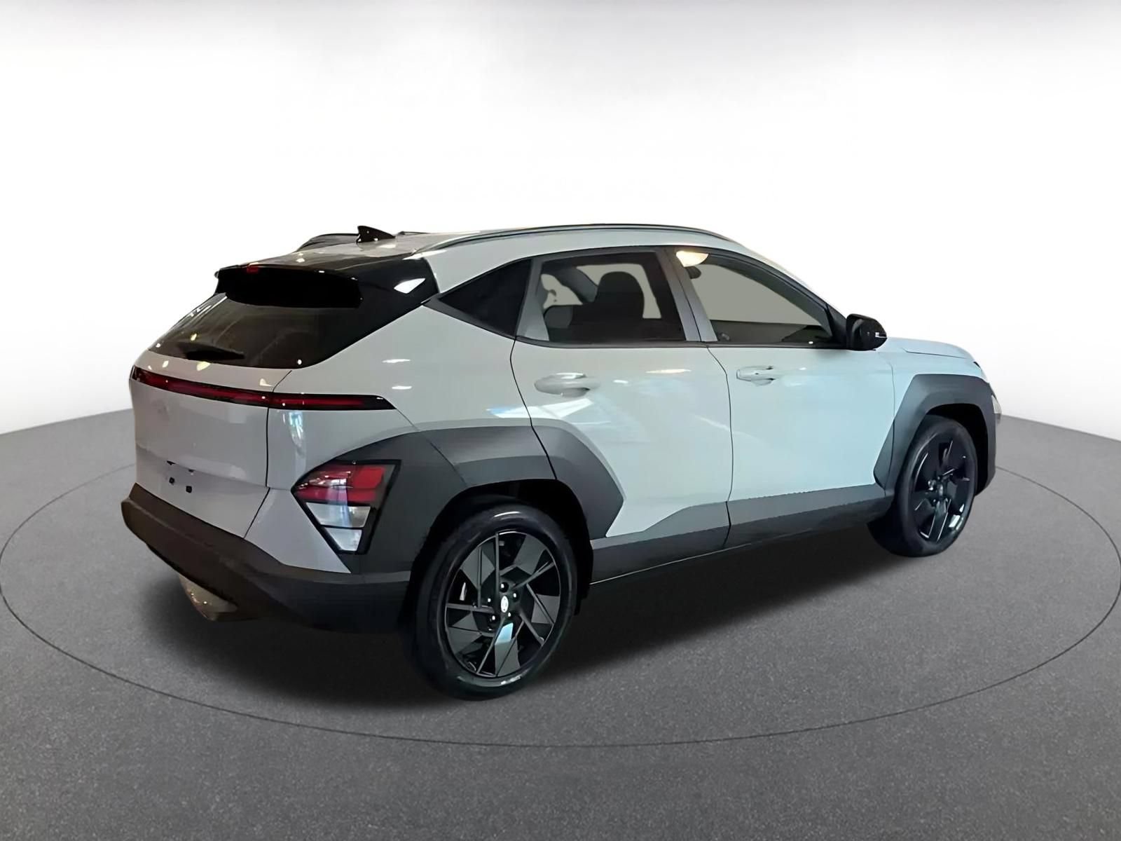 Used 2026 Hyundai Kona SEL Sport FWD image 13