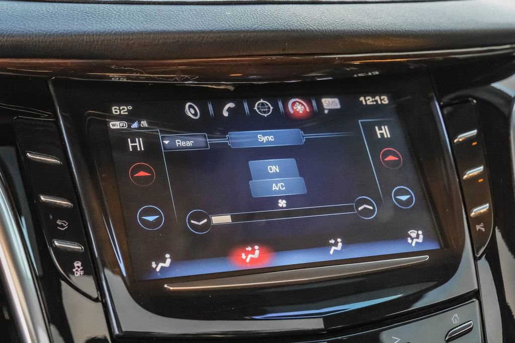 Used 2020 Cadillac Escalade ESV Luxury w/ Escalade Sport Edition image 30