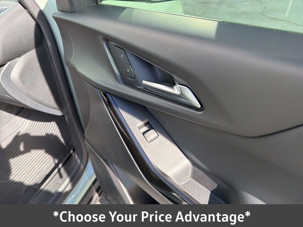 Used 2026 Chevrolet Equinox LT w/ LPO, Floor Liner Package image 90