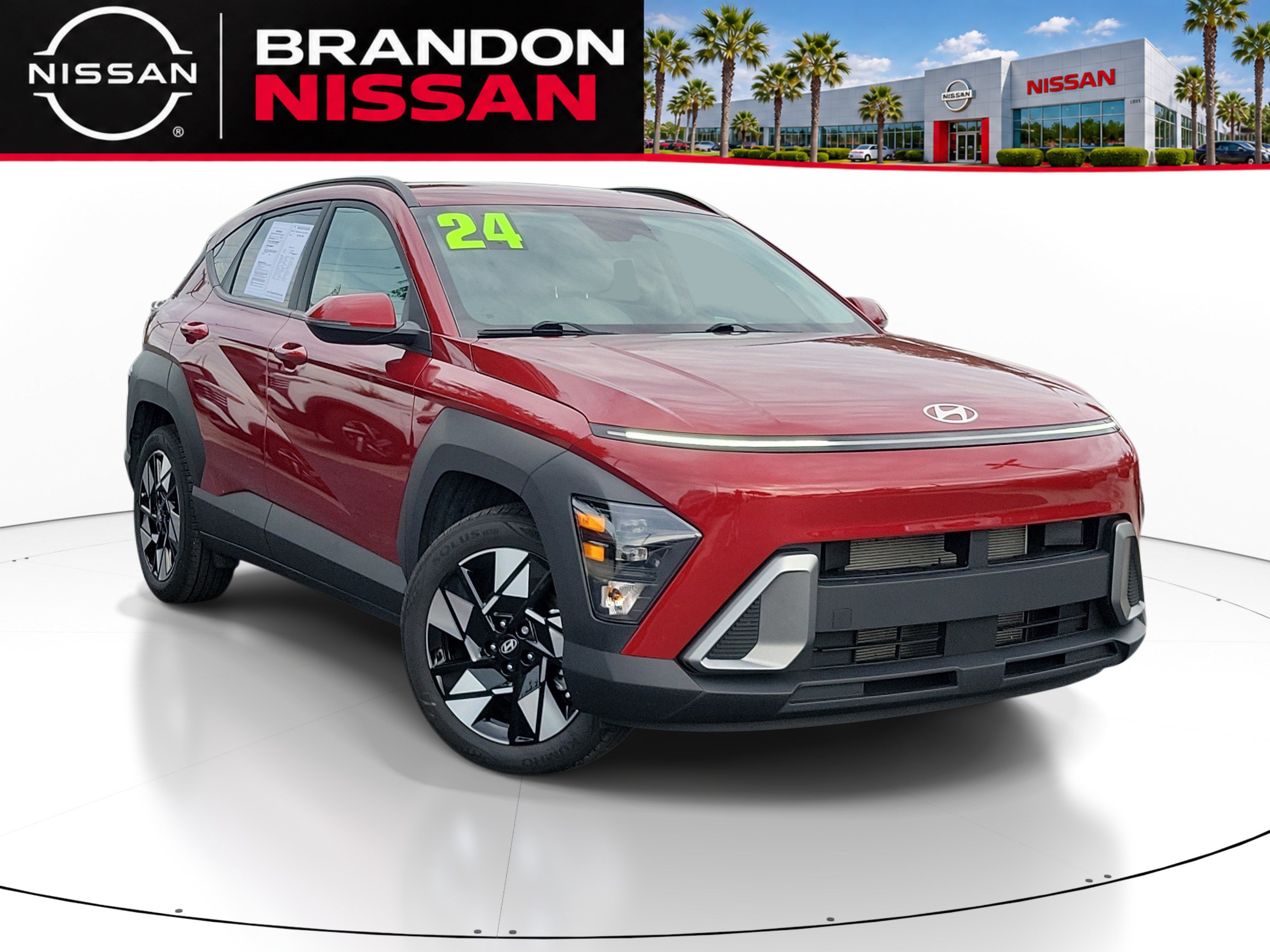 Used 2024 Hyundai Kona SEL FWD image 1