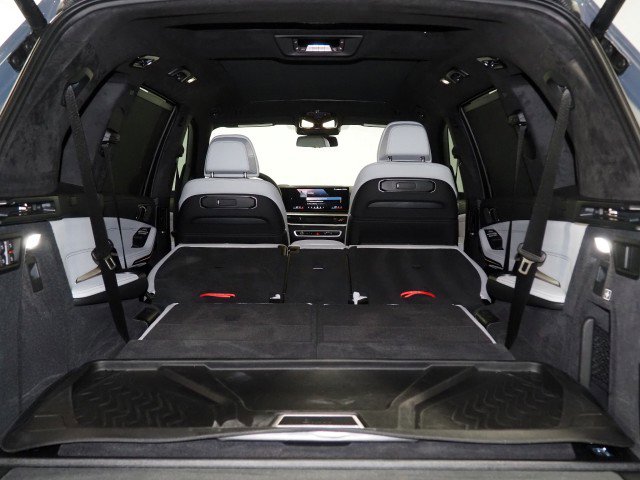 Used 2024 BMW X7 xDrive40i image 63