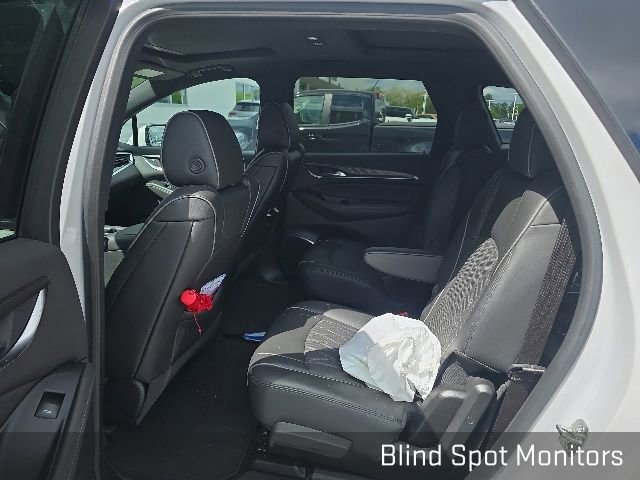 Used 2024 Buick Enclave Avenir w/ Avenir Technology Package AWD/4WD image 11