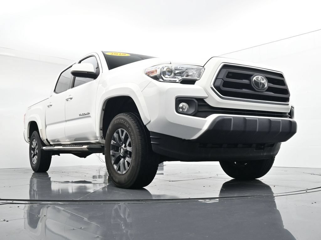 Used 2020 Toyota Tacoma SR5 AWD/4WD image 32