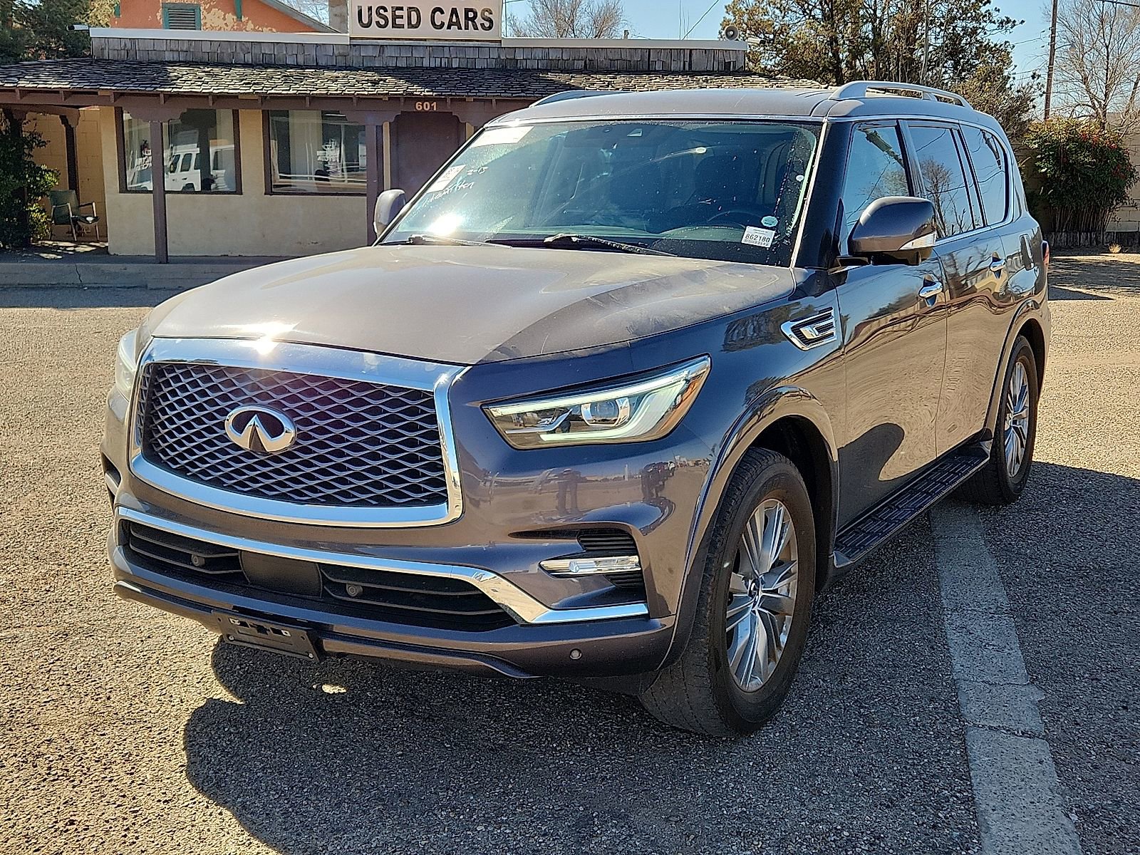 Used 2024 INFINITI QX80 Luxe image 1
