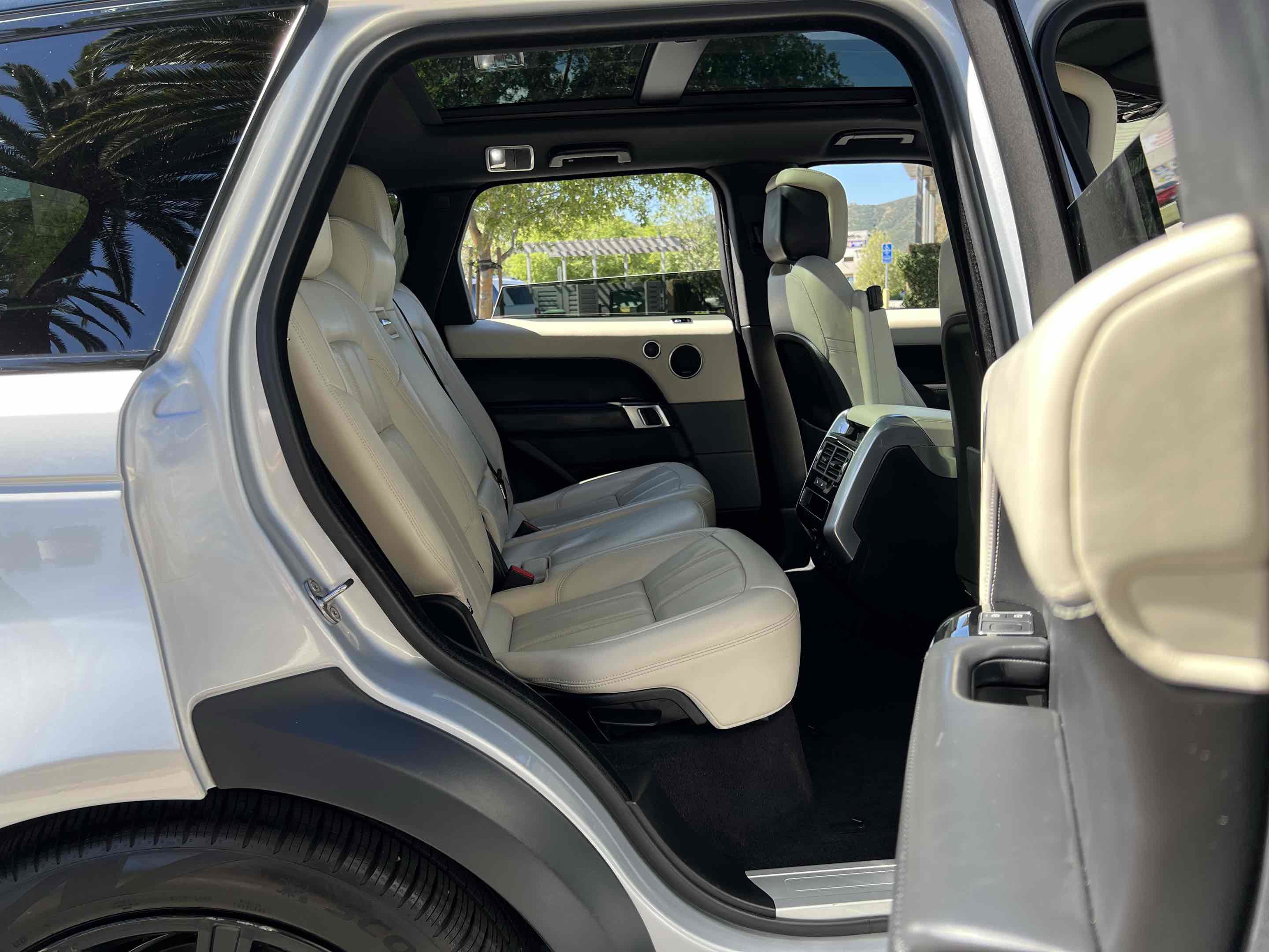 Used 2021 Land Rover Range Rover Sport HSE Dynamic image 67