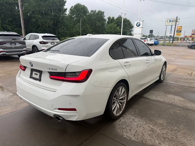 Used 2023 BMW 330i xDrive Sedan w/ Premium Package AWD/4WD image 5
