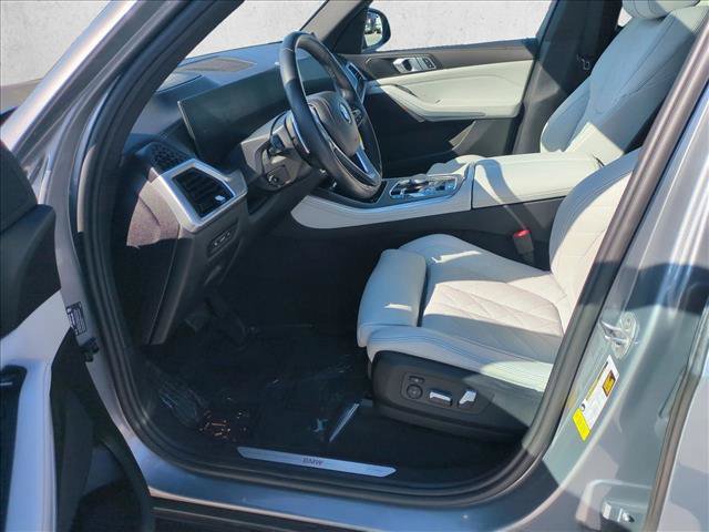 Used 2024 BMW X5 sDrive40i RWD image 17