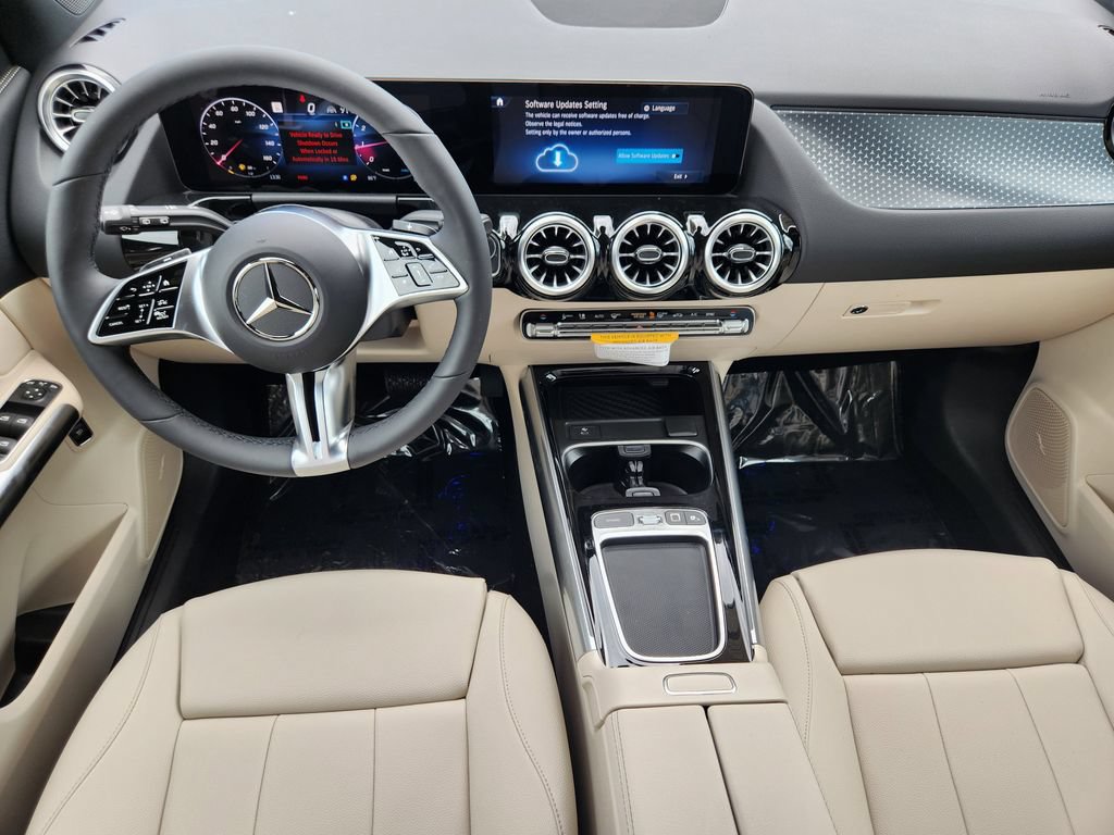 Used 2026 Mercedes-Benz GLA 250 4MATIC image 25