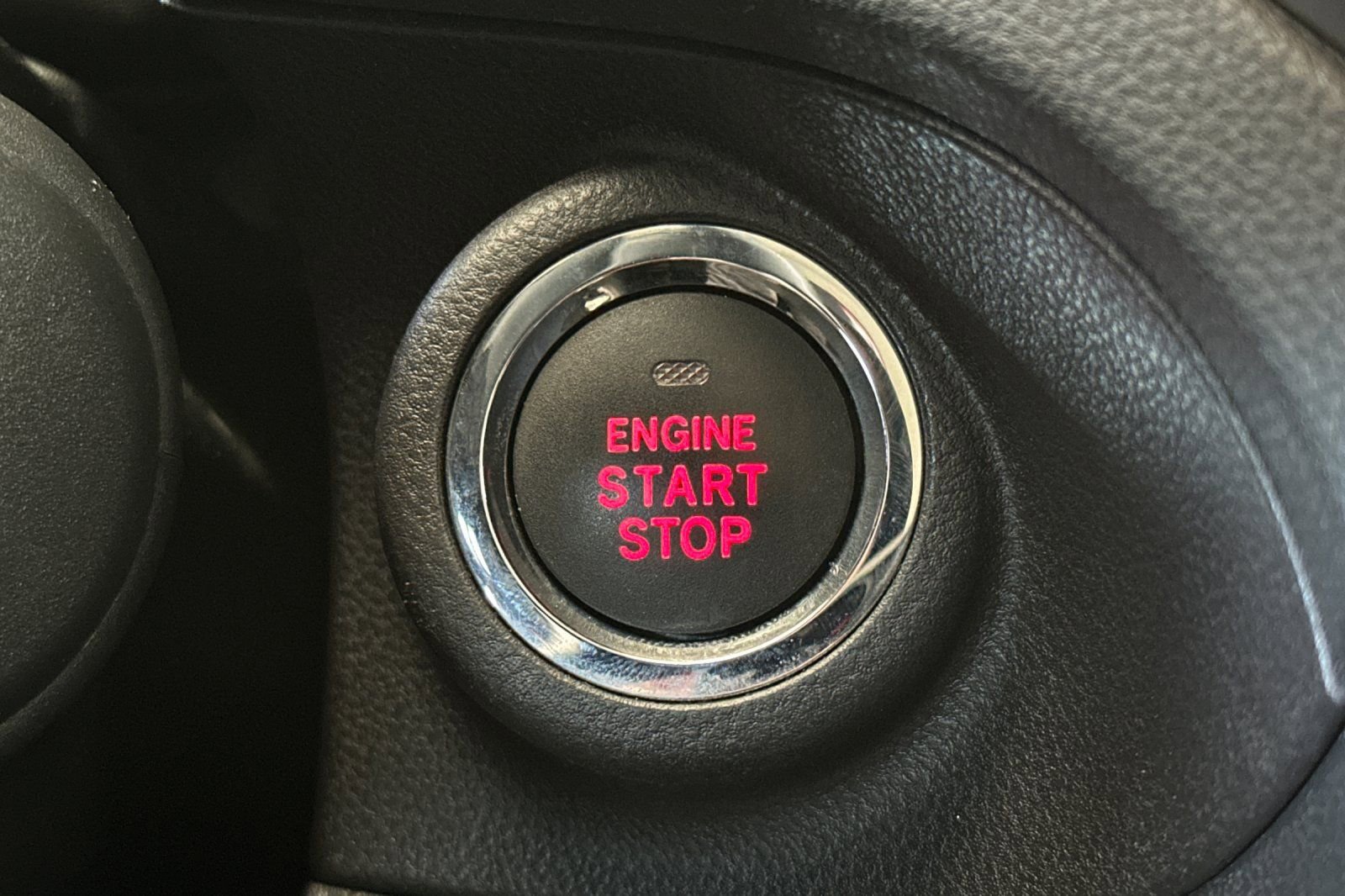 Used 2019 Subaru Ascent Limited w/ Popular Package #3 image 21