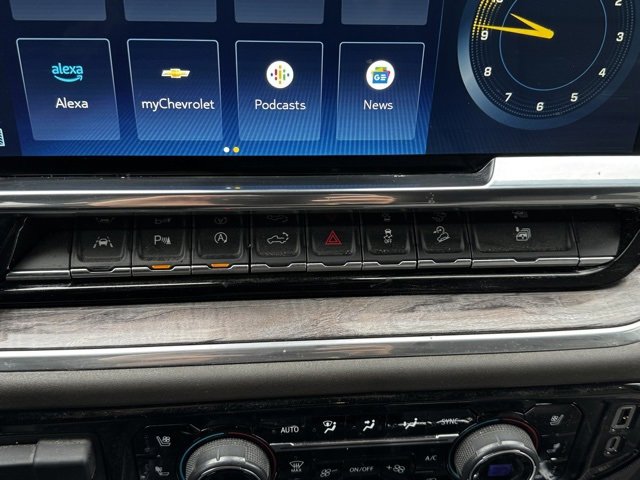 Certified 2025 Chevrolet Silverado 1500 LTZ image 10