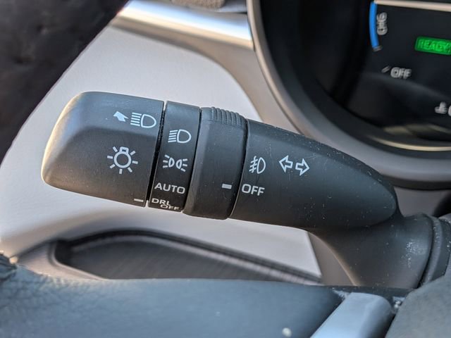 Used 2025 Toyota Sienna XLE w/ XLE Plus Package FWD image 29