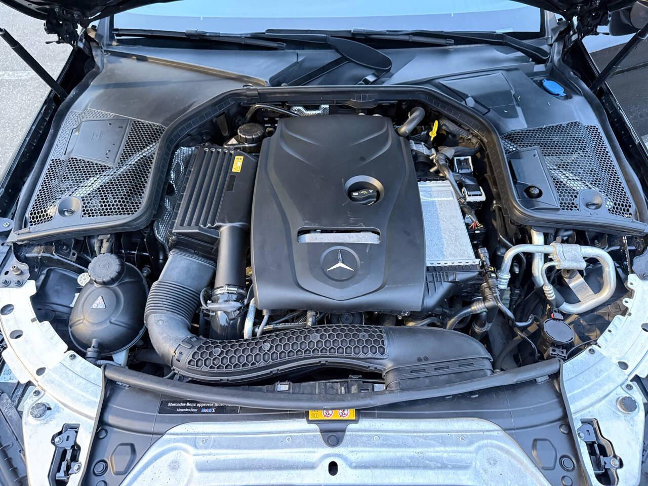 Used 2017 Mercedes-Benz C 300 Coupe image 17