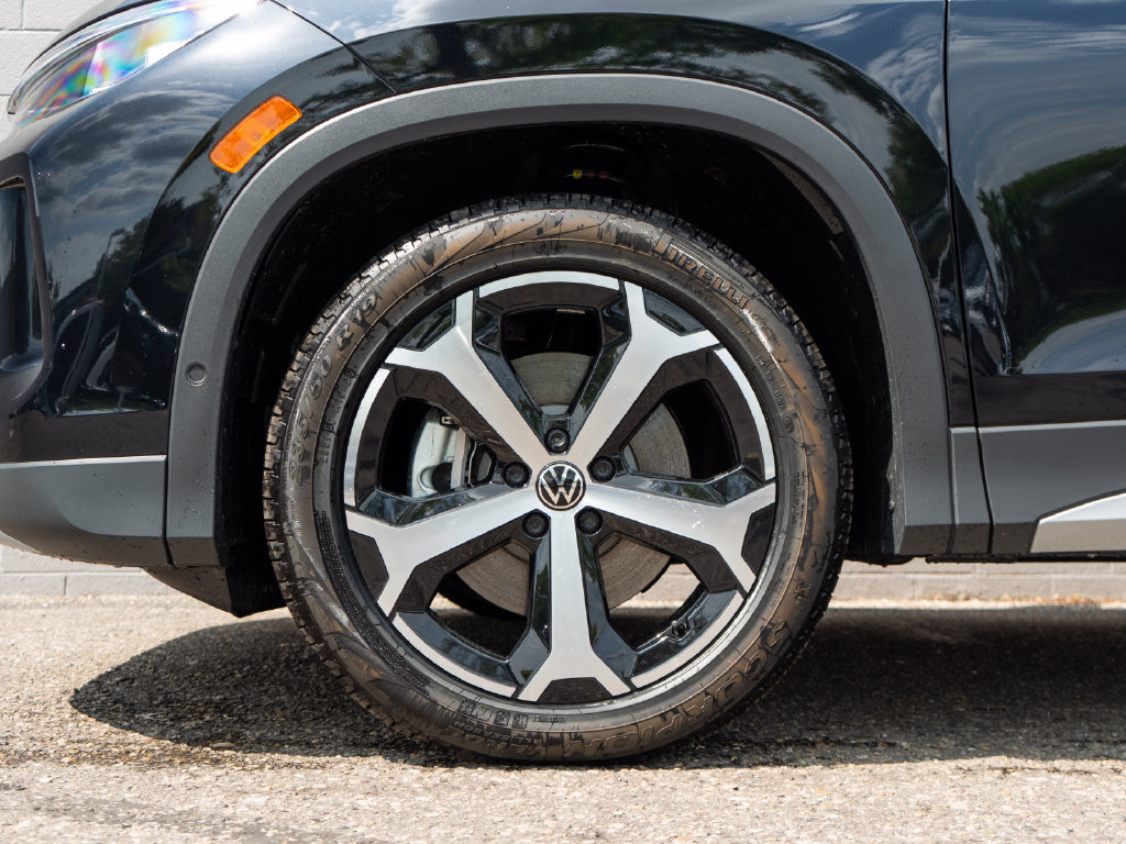 New 2026 Volkswagen Tiguan SE AWD/4WD image 7