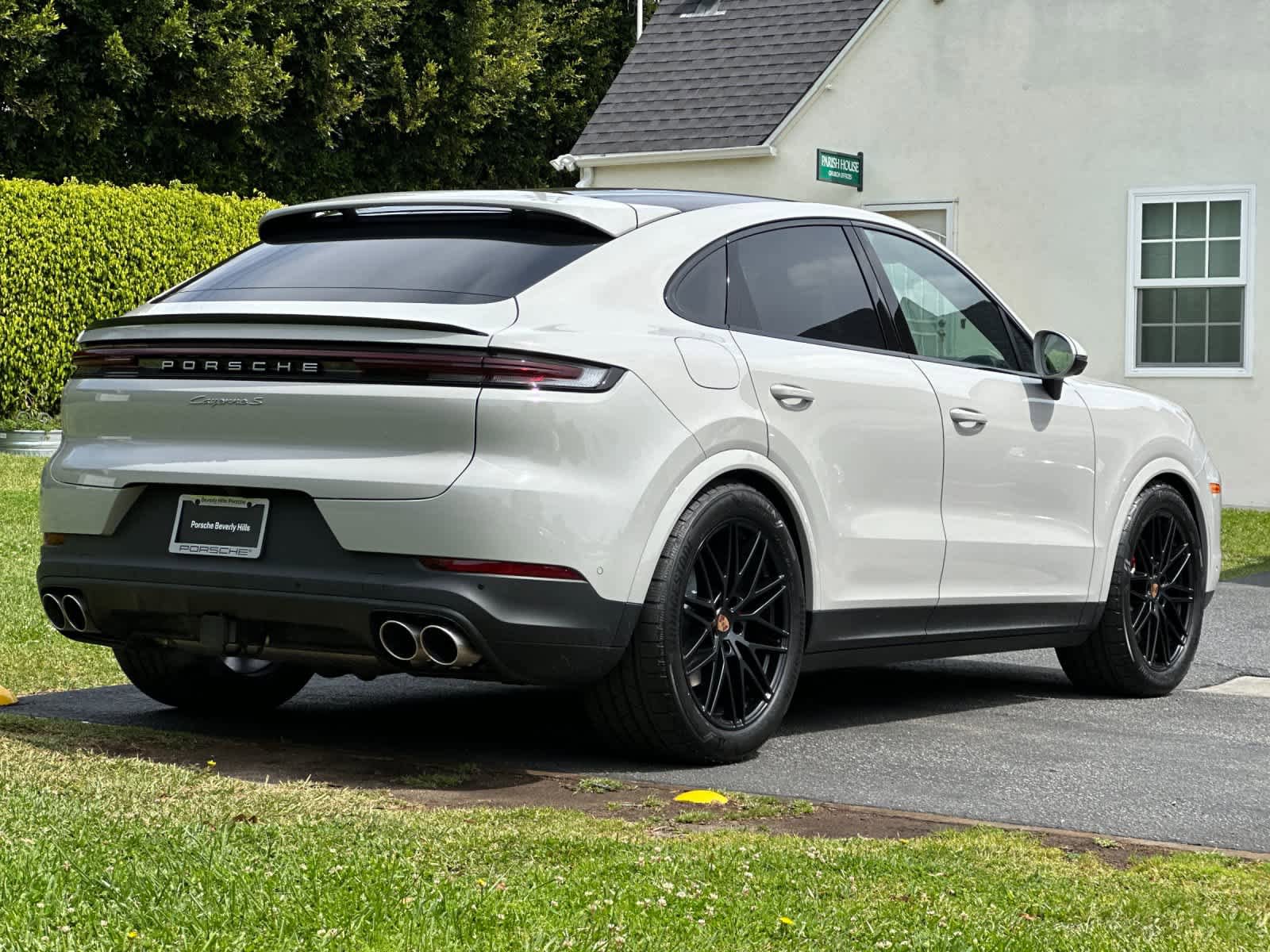 New 2026 Porsche Cayenne S image 8