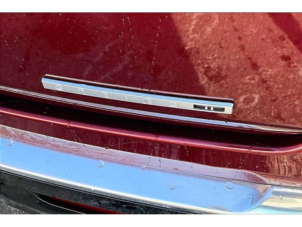 Certified 2024 Jeep Wagoneer L Series II w/ Flexible Seating Group image 9