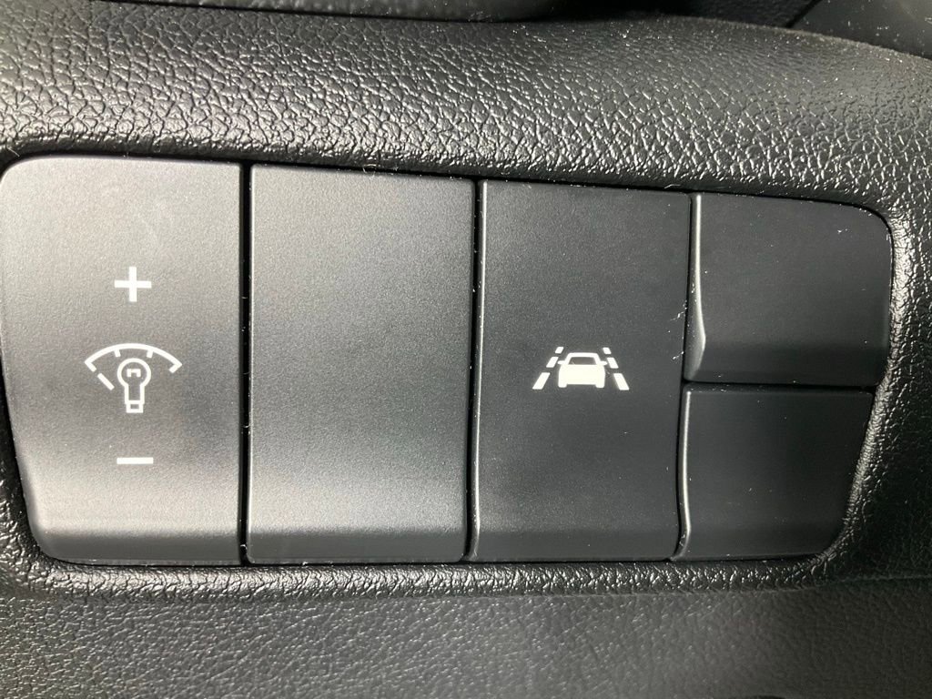 Used 2020 Kia Sportage LX image 21