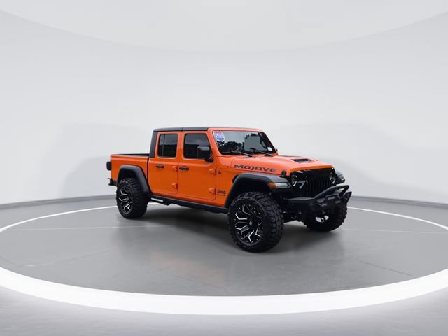 Used 2025 Jeep Gladiator Mojave w/ Steel Bumper Group AWD/4WD image 6