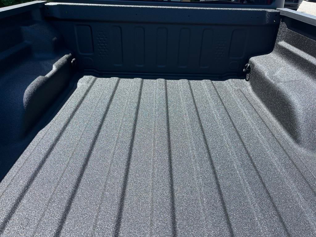 New 2025 Jeep Gladiator Willys image 26